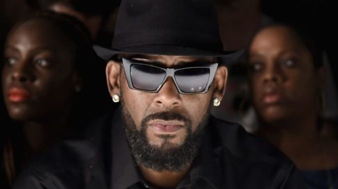 RCA TO REPORTEDLY PUT A HOLD ON NEW R. KELLY MUSIC
