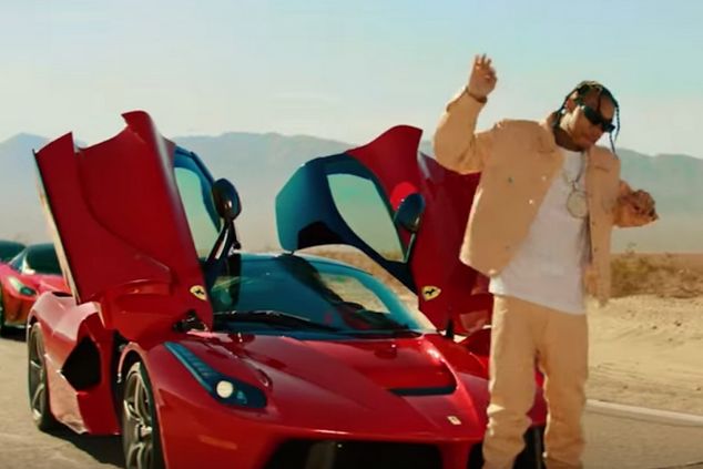 Tyga Travel To Egypt In “Floss In The Bank” Visuals