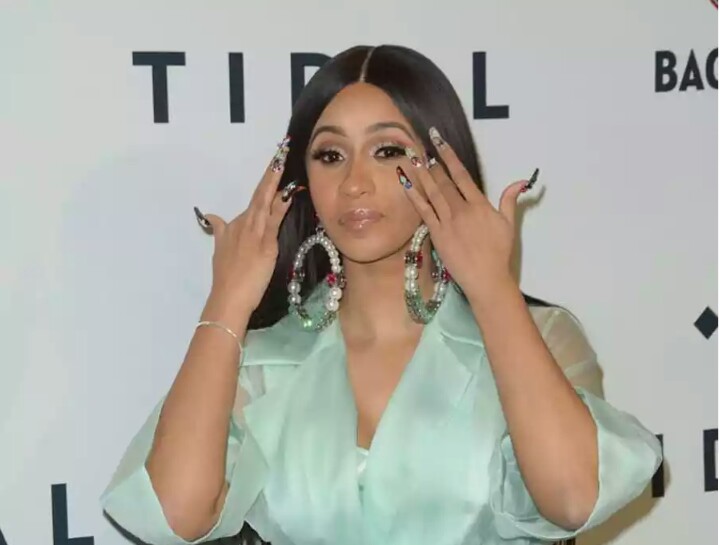 Cardi B Scores High Weeks on R&B/Hip-Hop Airplay Chart With ‘Please Me’