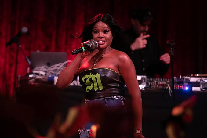 Azealia Banks Announces Retirement From Rap