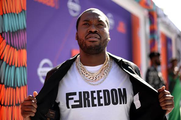 Meek Mill Shares New Song "Outside Of America" 