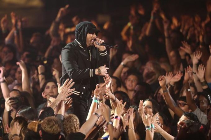 Eminem’s “Curtain Call: The Hits” Remains Undefeated