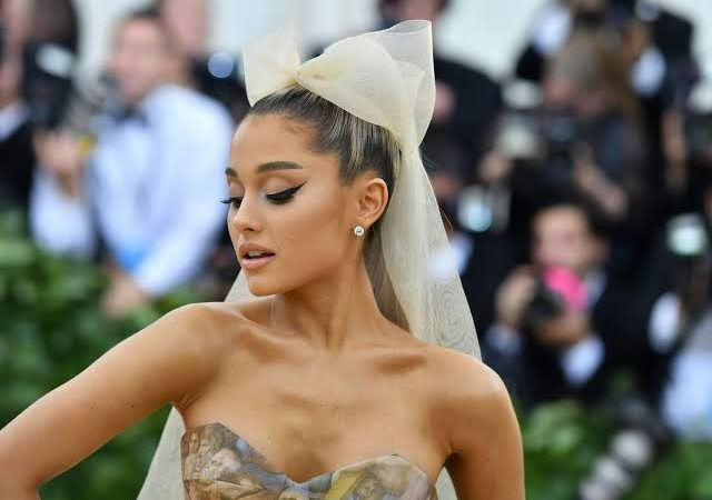 Ariana Grande Becomes The First Artist In History To Debut Five Songs At No. 1 On The Hot 100 Chart