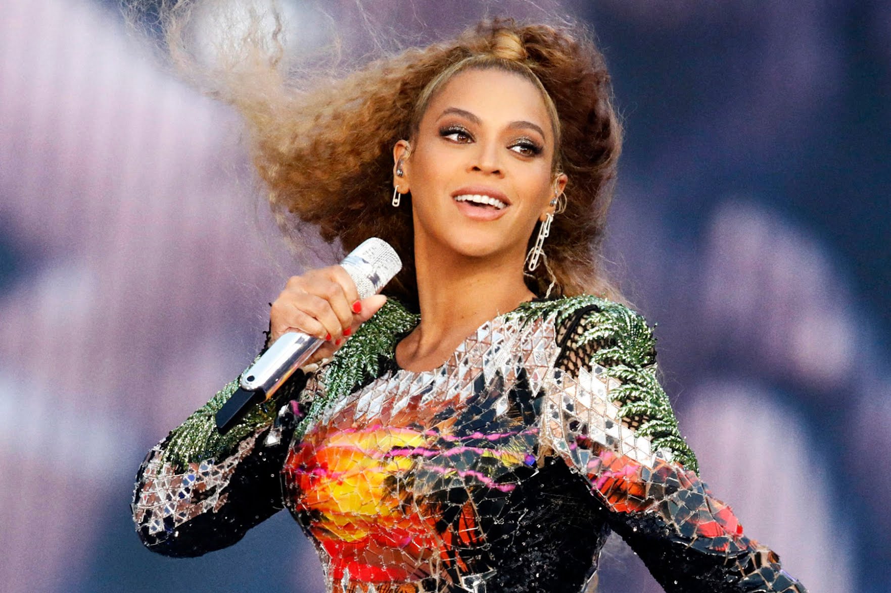 Beyonce Embrace Success At the 15 Age, She Explained In 2020 Vogue