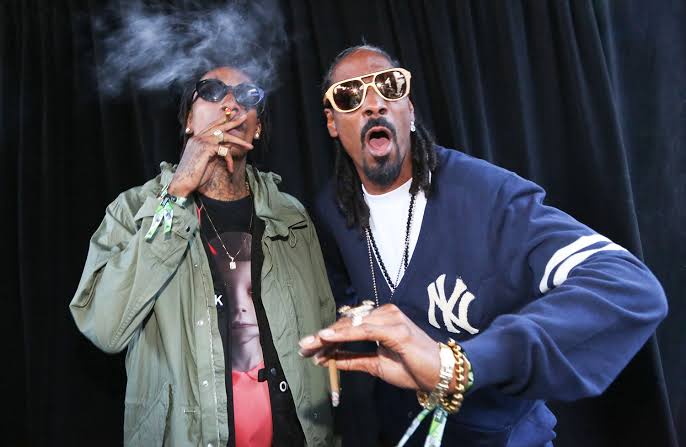 Wiz Khalifa and Snoop Dogg Releases New Videos ‘Nice & Slow’ and “Naughty or Nice” – Watch