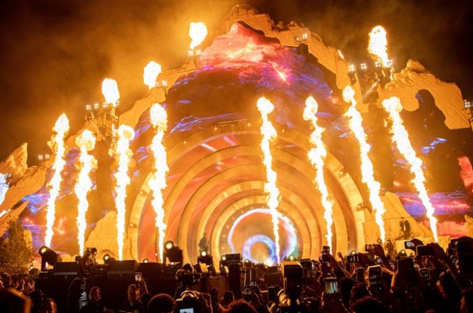 Travis Scott gets over 90 more lawsuit over astroworld disaster as death tolls increase