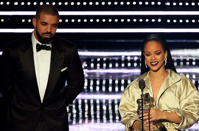 Drake Tags as Jealous Lover After He Unfollowed Rihanna