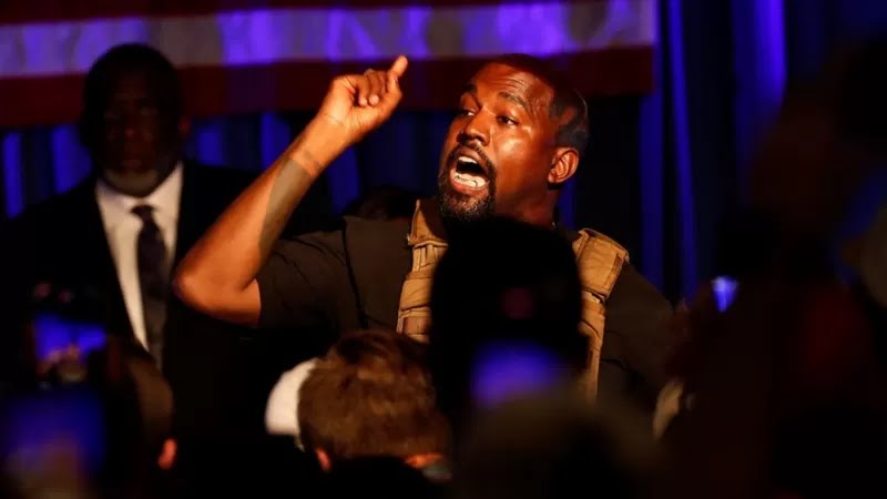 Elon Musk suspended Kanye West Twitter account..