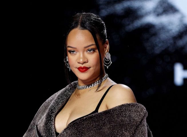 Rihanna’s Super Bowl LVII Halftime Playlist, Song to Listen