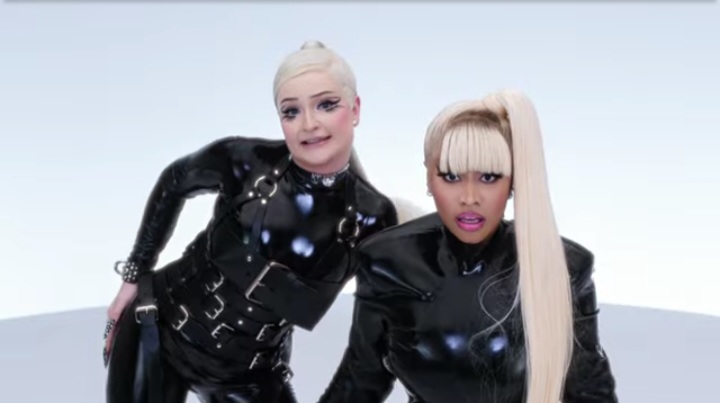 Nicki Minaj And Kim Petras Alone video watch