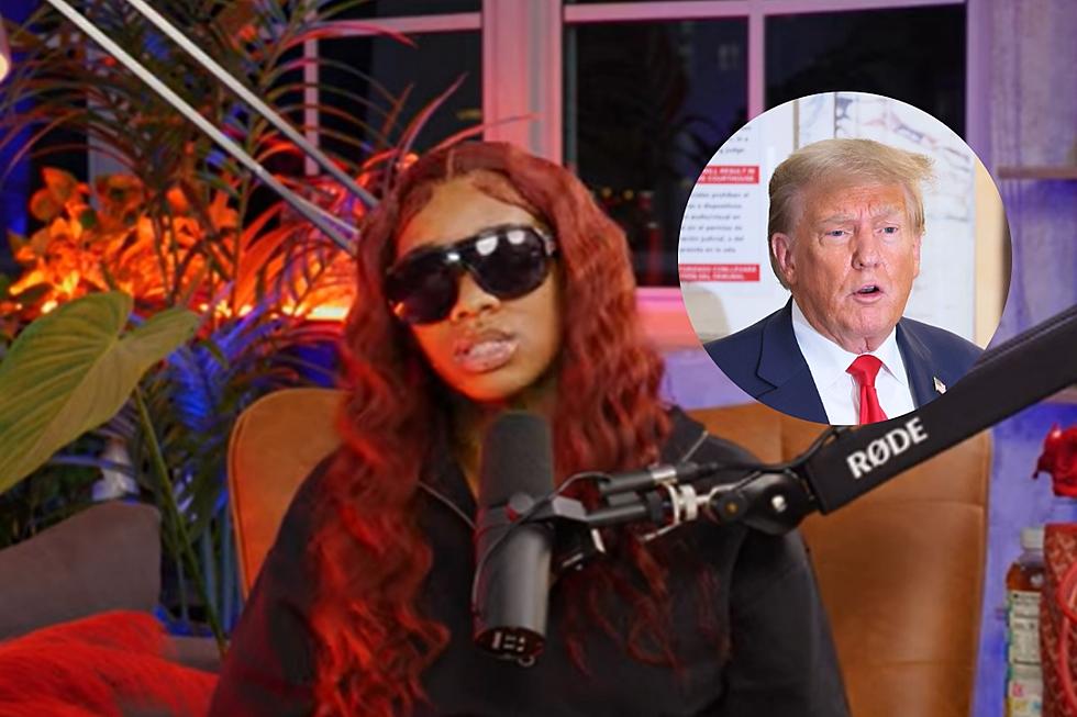 Sexy Red Loves Donald Trump And Wants to See Him Back in Office