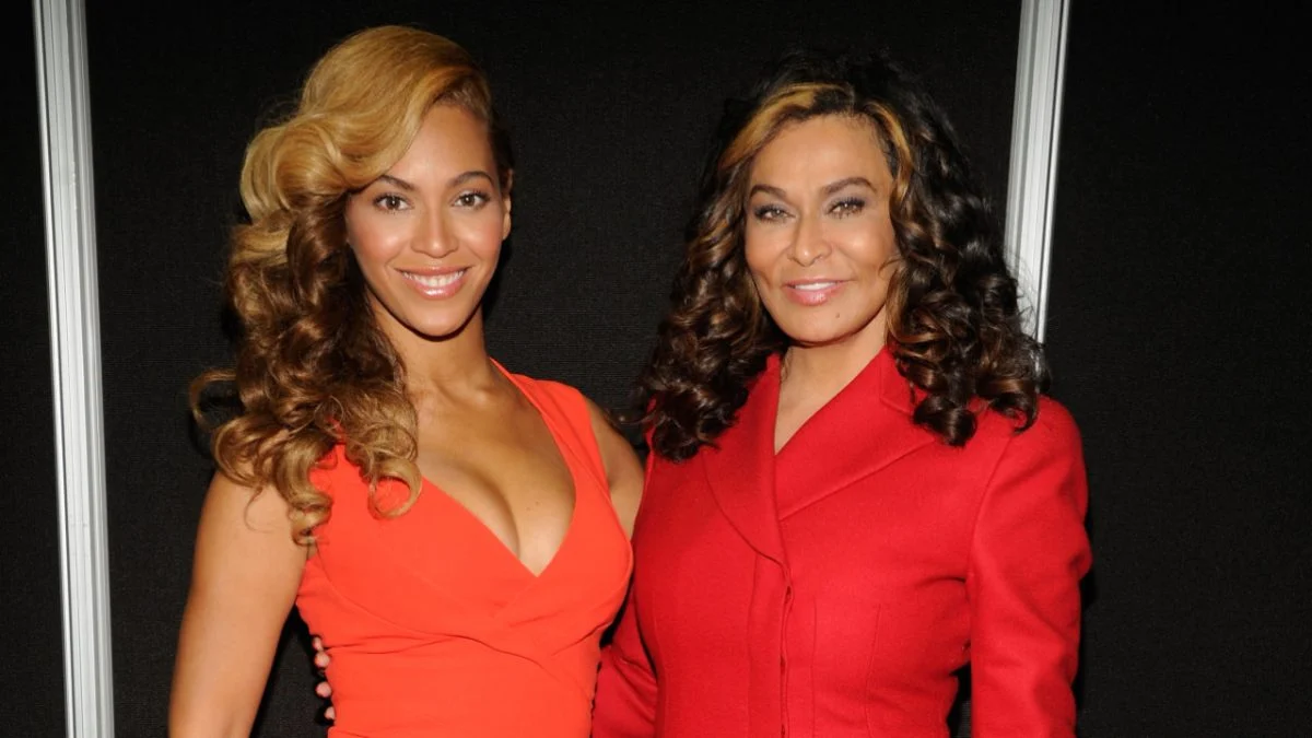 Beyoncé's Mother Tina Knowles Reveals Her Backstage Persona