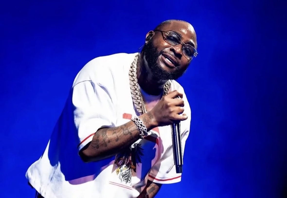 Davido Oriadé Album Review, Tracklist, Songs & Stream